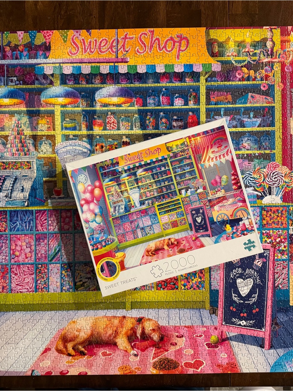 🧩 2000 piece Buffalo “Sweet Treats” with poster. Colorful candy shop. Complete.